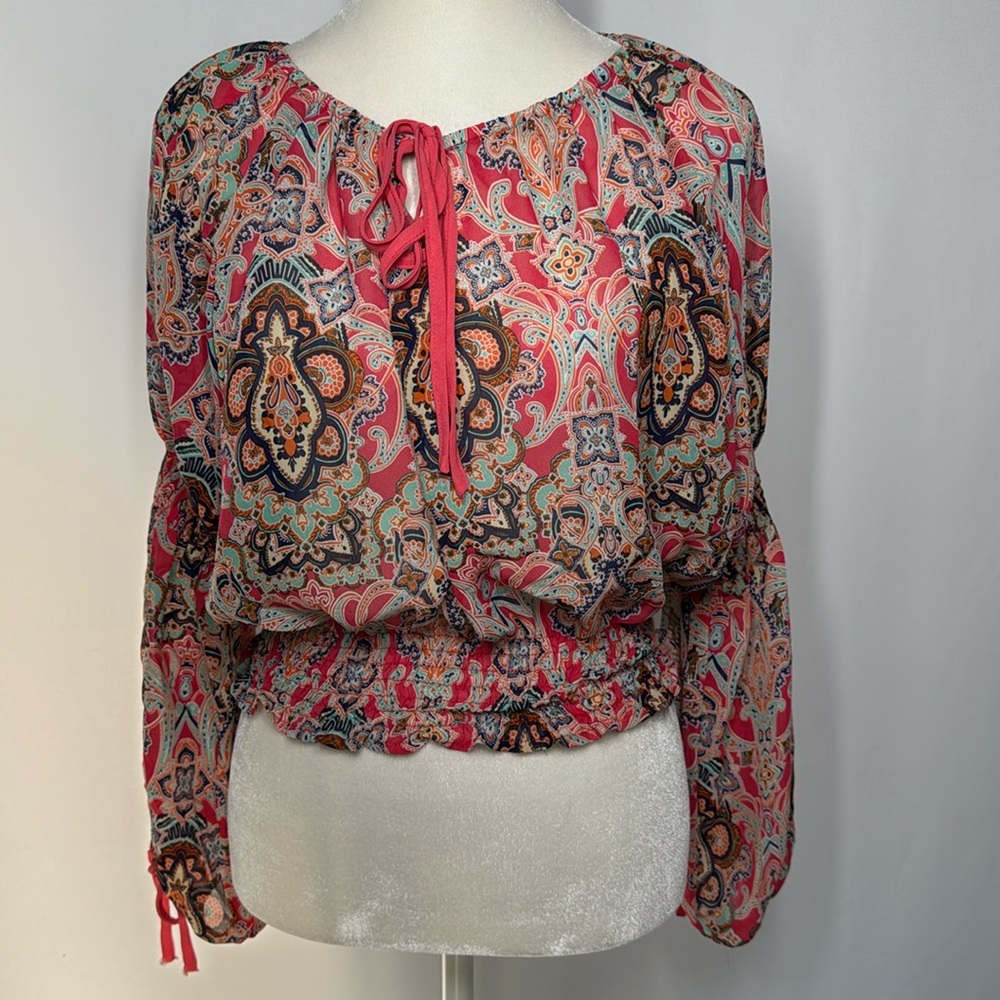 ❤️3/$30 Cotton Express Cropped Blouse